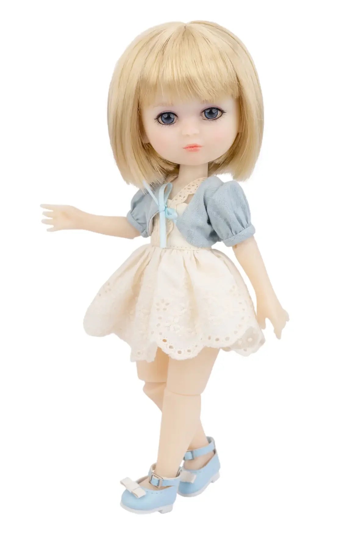 Luna Lily on Countryside Charm Outfit