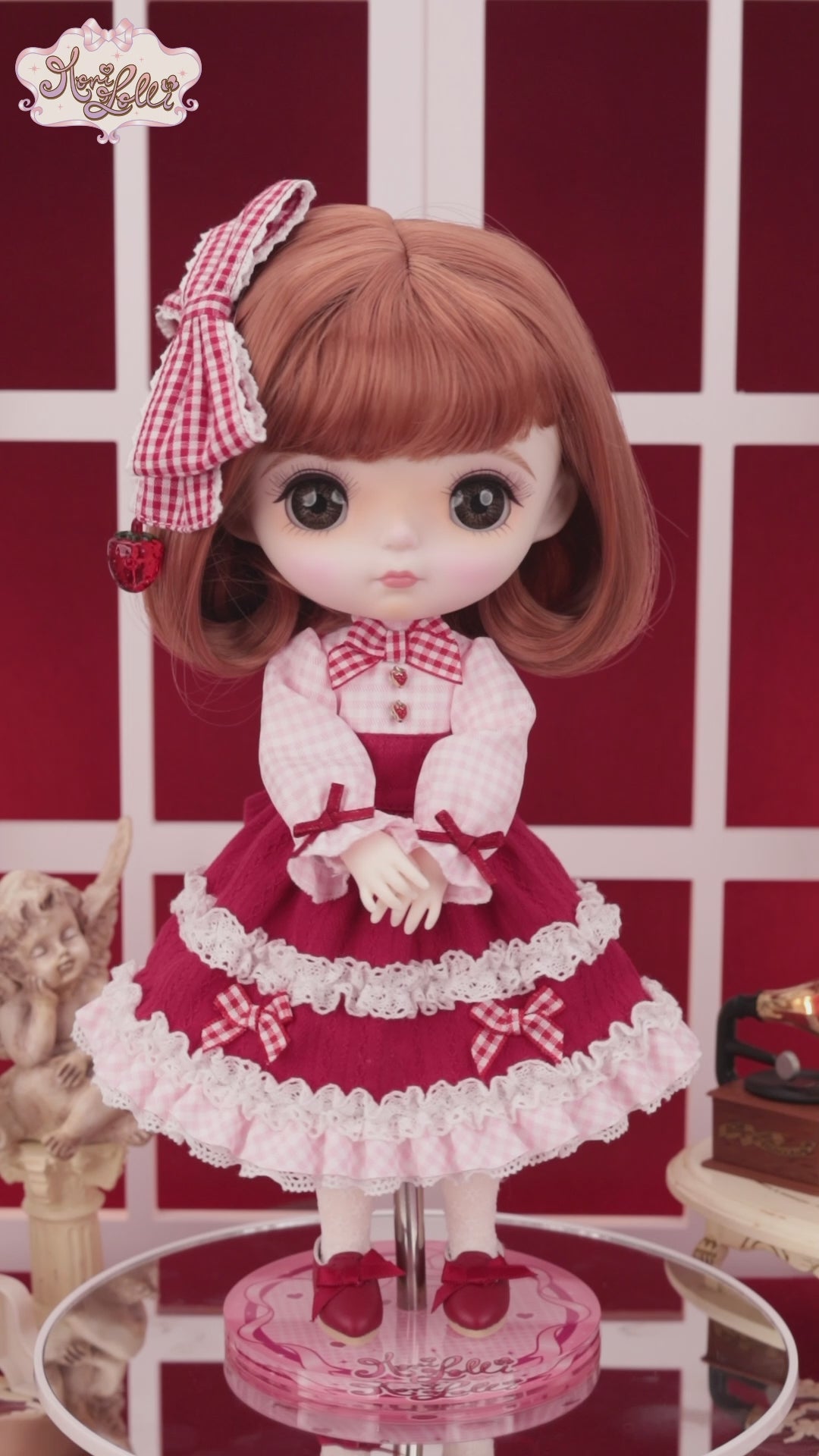 Mori Lolli - Strawberry Field Doll - 360 Degree Video