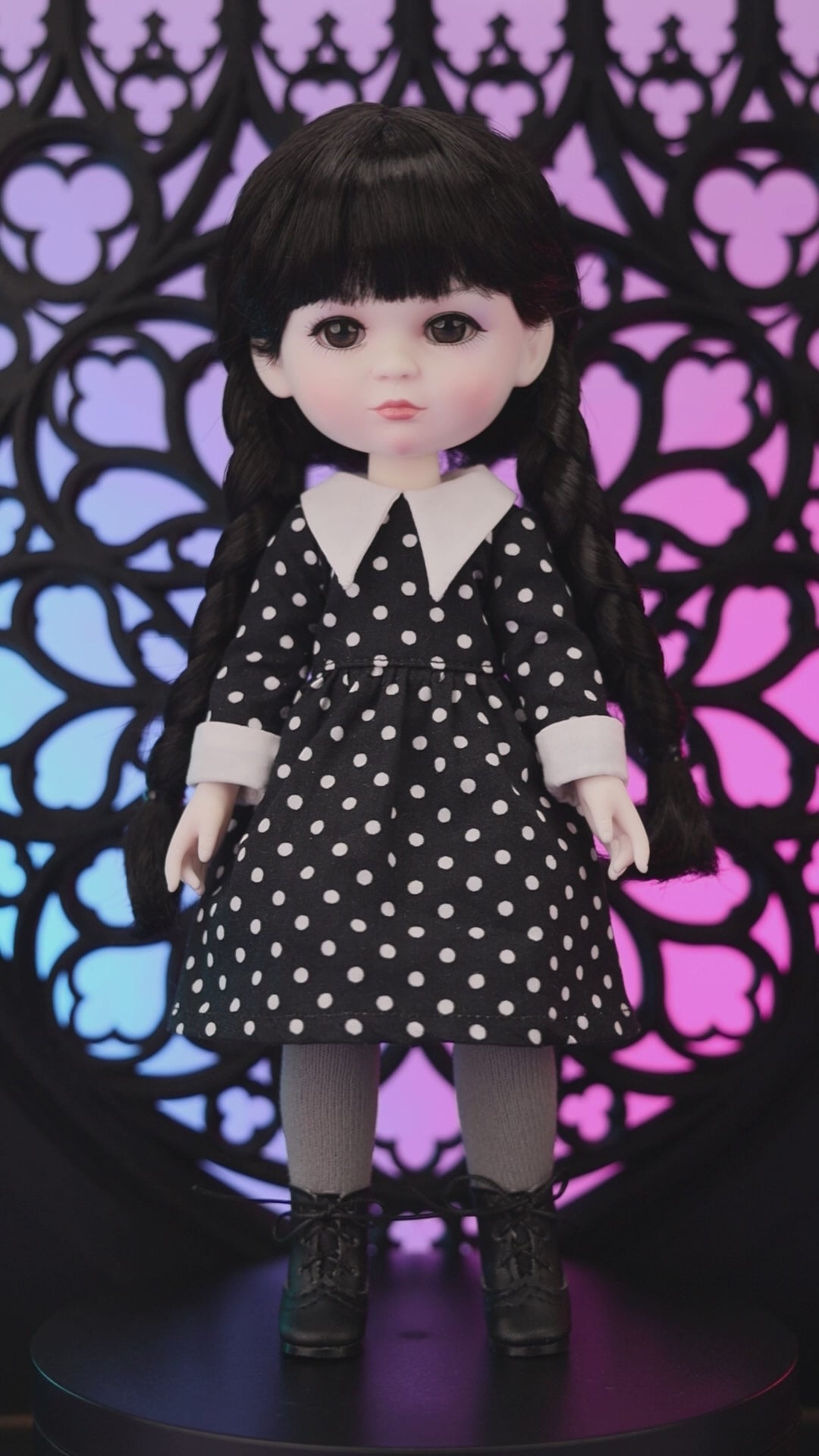Luna Lily - Polka Shadows  360 degree video