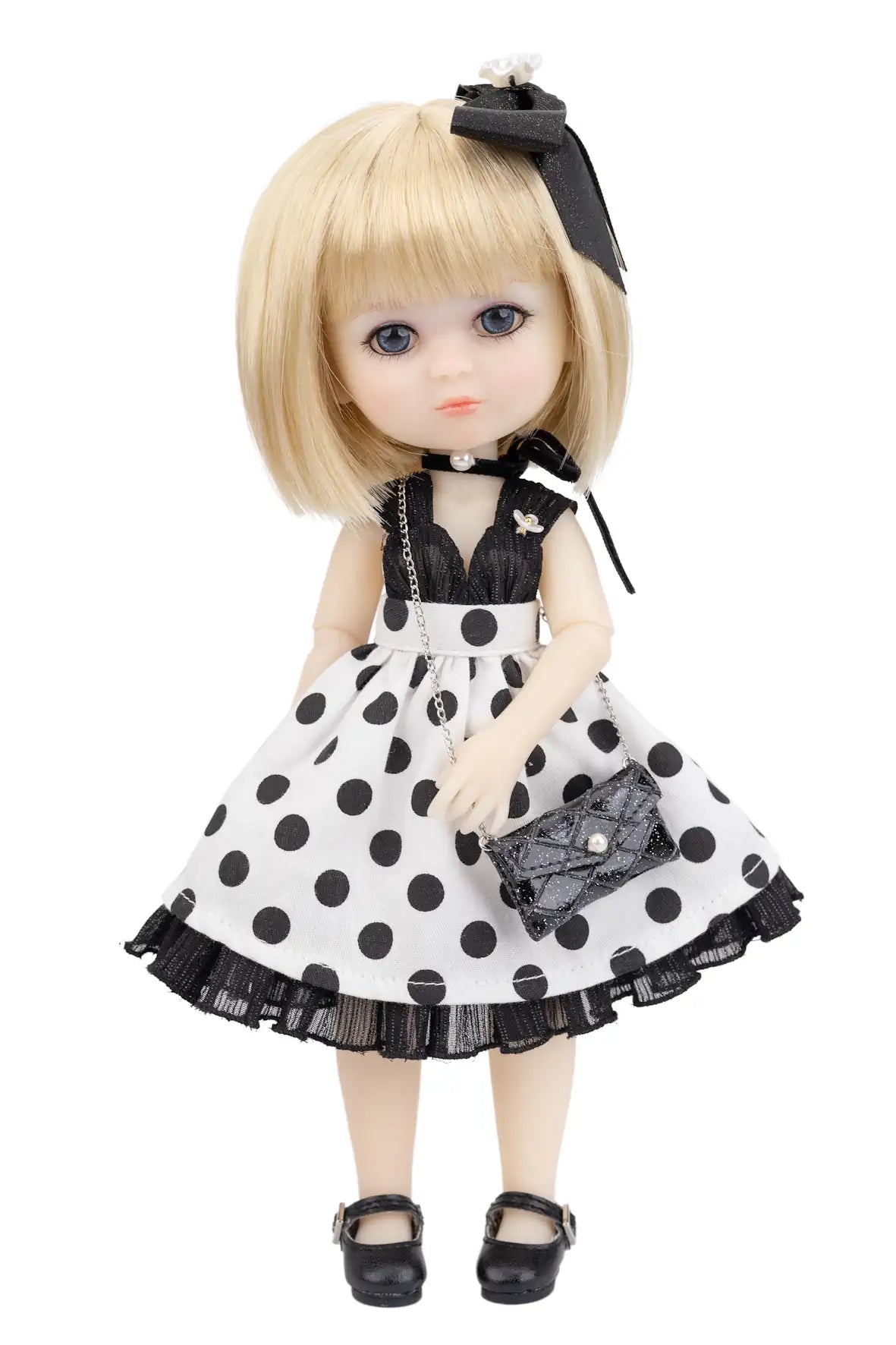Luna Lily on Polka Dots Princess Outfit