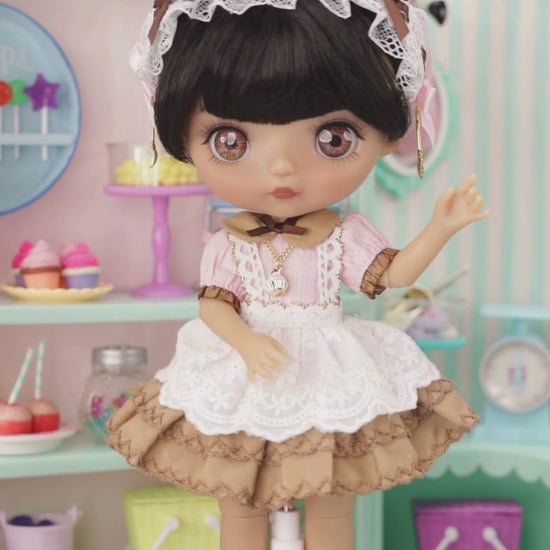 Milk Chocolate Cafe 360 video