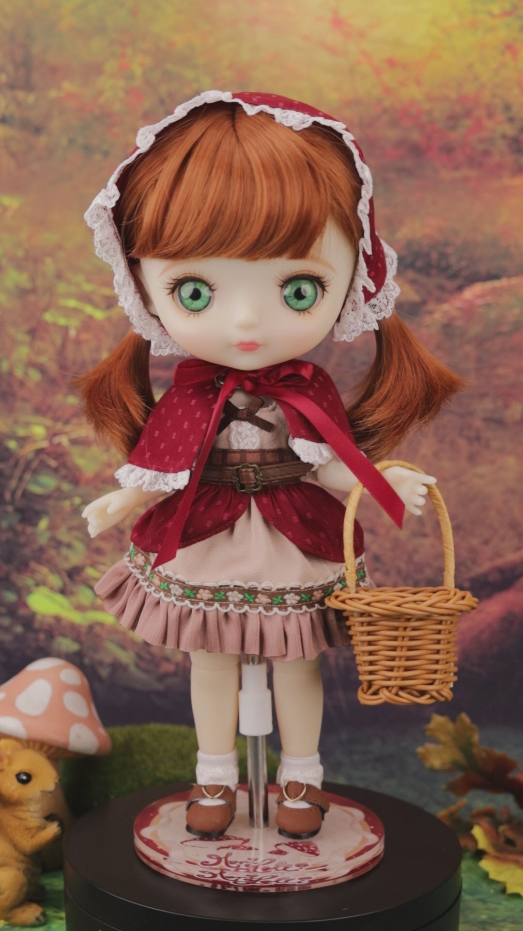 Mori Lolli - Little Red Riding Hood | Customizable Collectible
